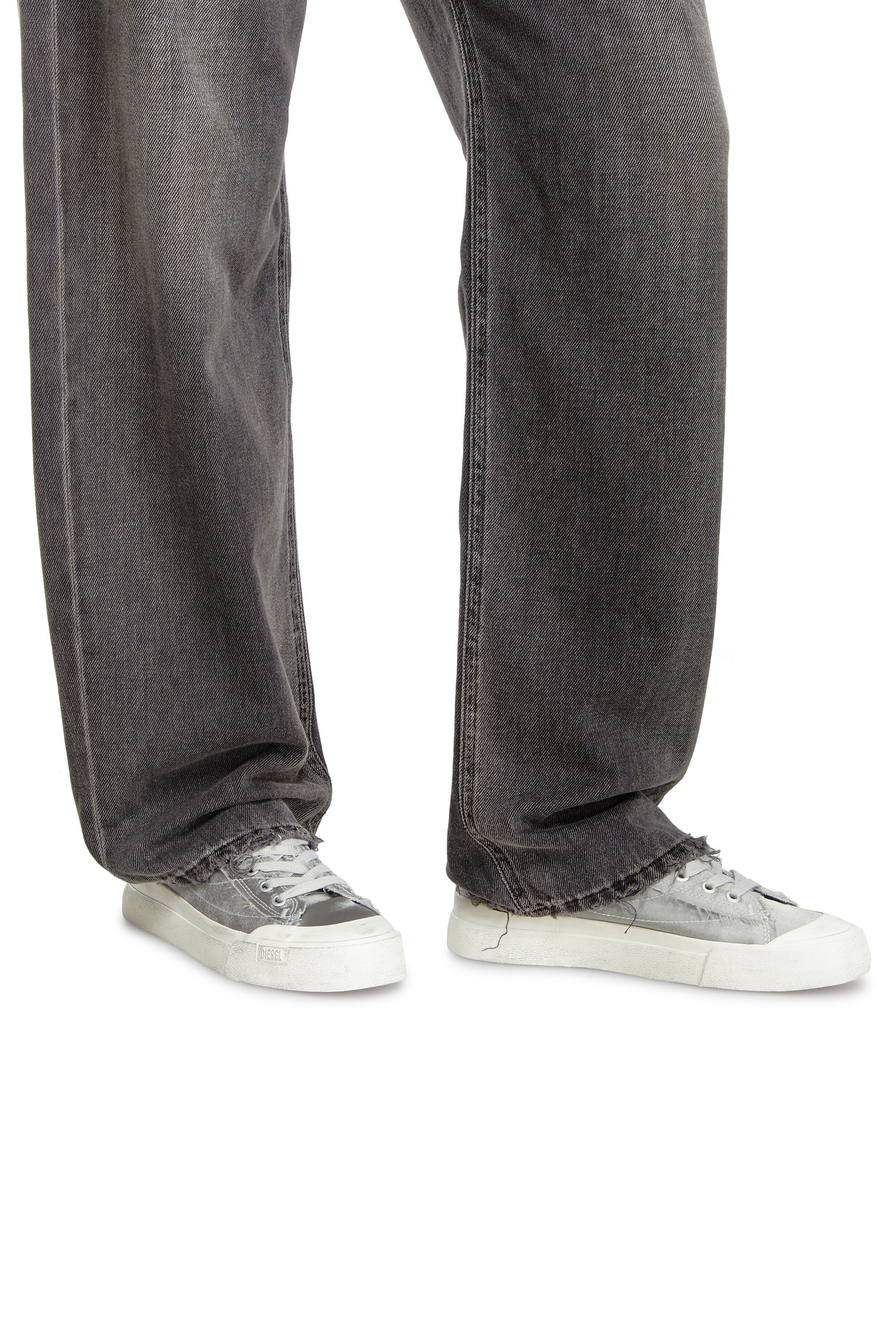 Diesel - S-ATHOS LOW W, Woman S-Athos Low-Sneakers in distressed satin in Grey - Image 9