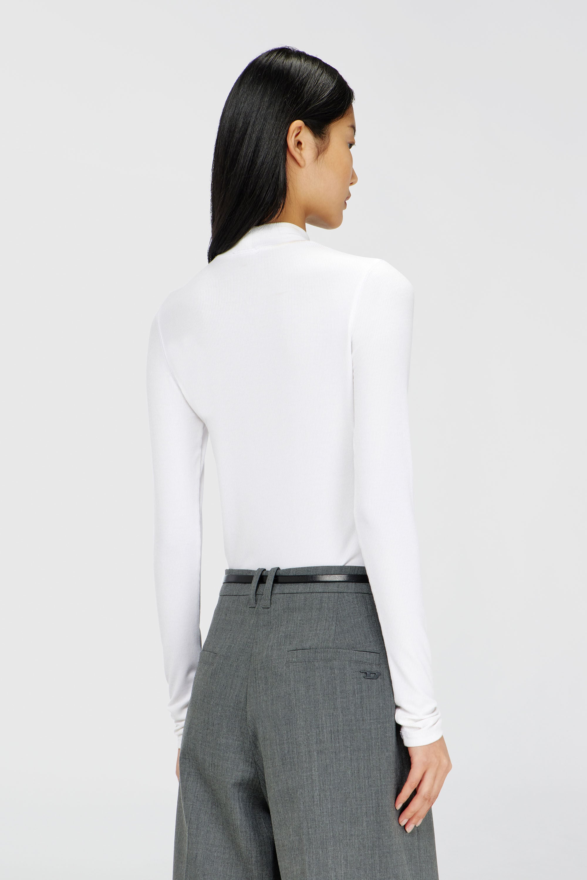 Diesel - T-MOKKY-LS-MICRODIV, Woman's Ribbed top with mock neck in White - 4