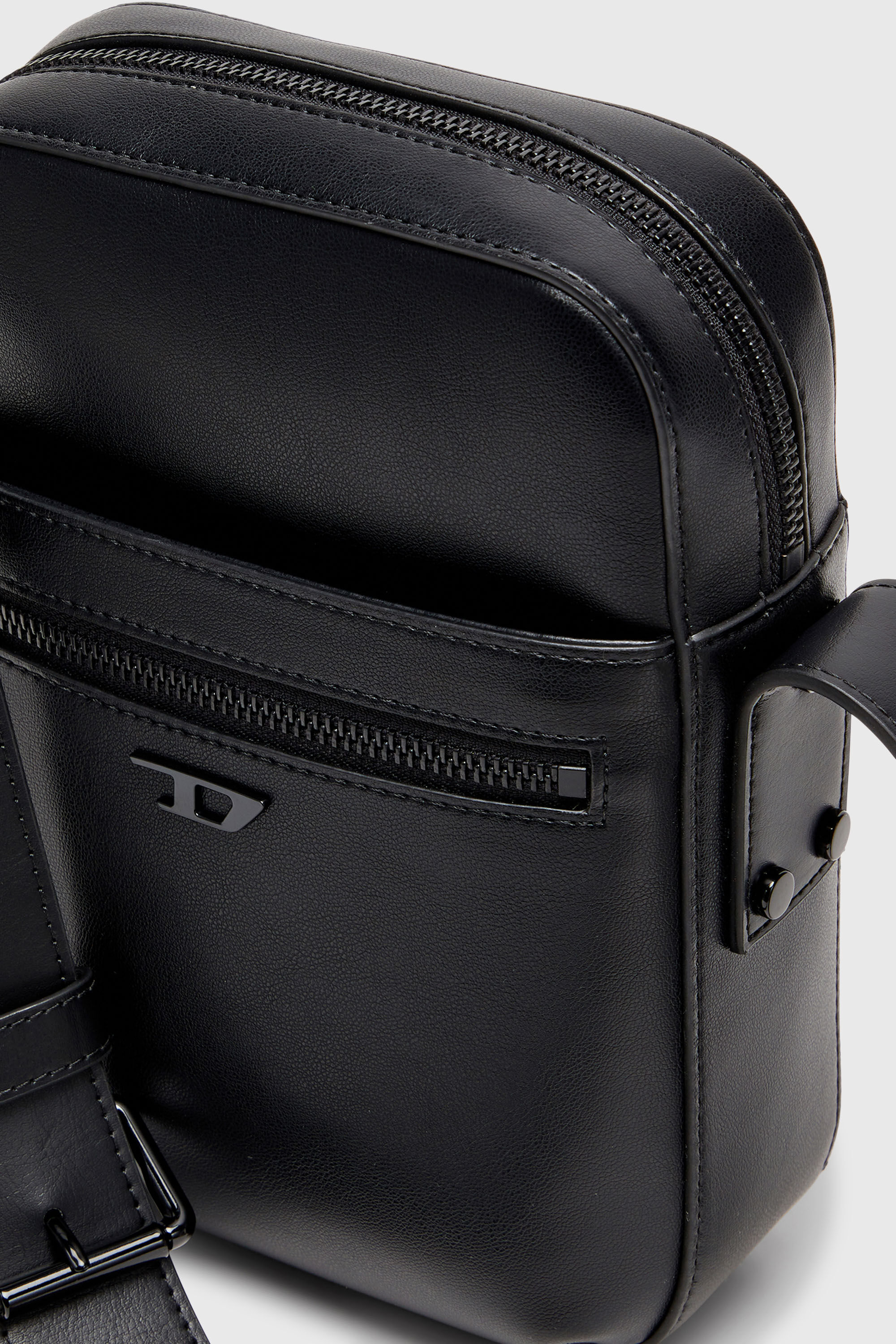 Diesel - RIVET-D CROSSBODY, Man's Rivet-D - Crossbody bag in PU with rivet details in Black - 5