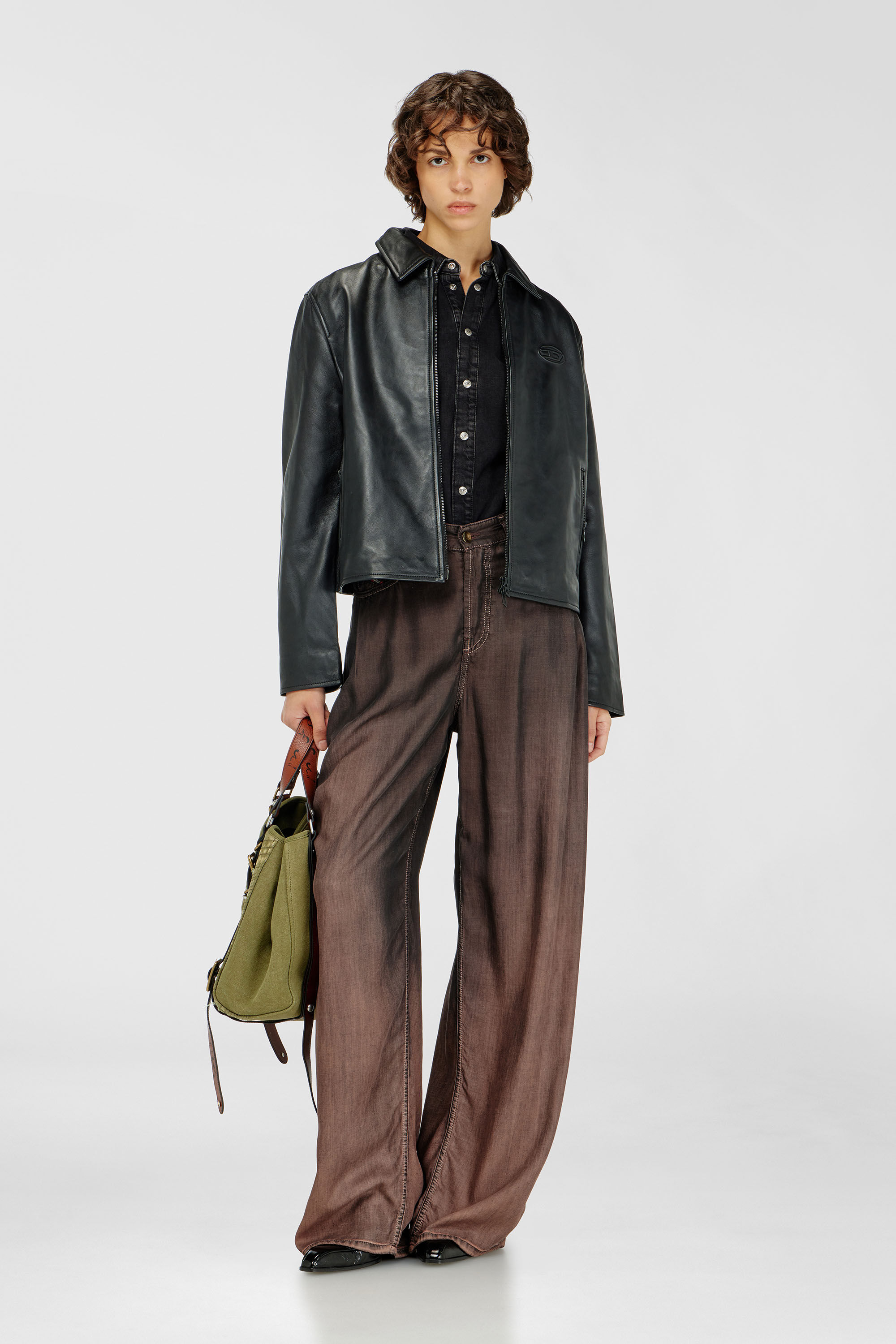 Diesel - DE-EAZY, Woman's Denim shirt with contrasting stitching in Black - 1