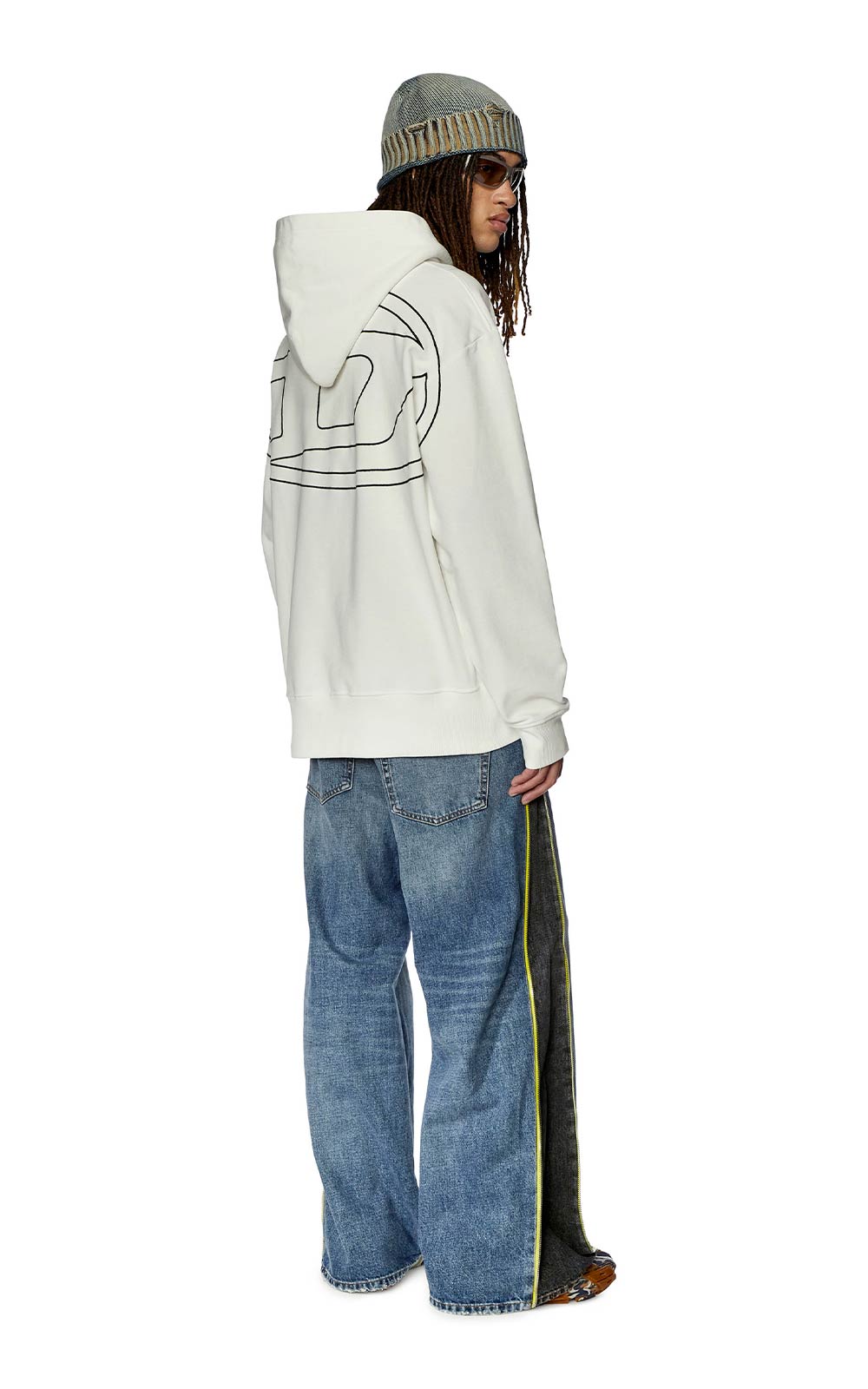 Hoodie with logo embroidery