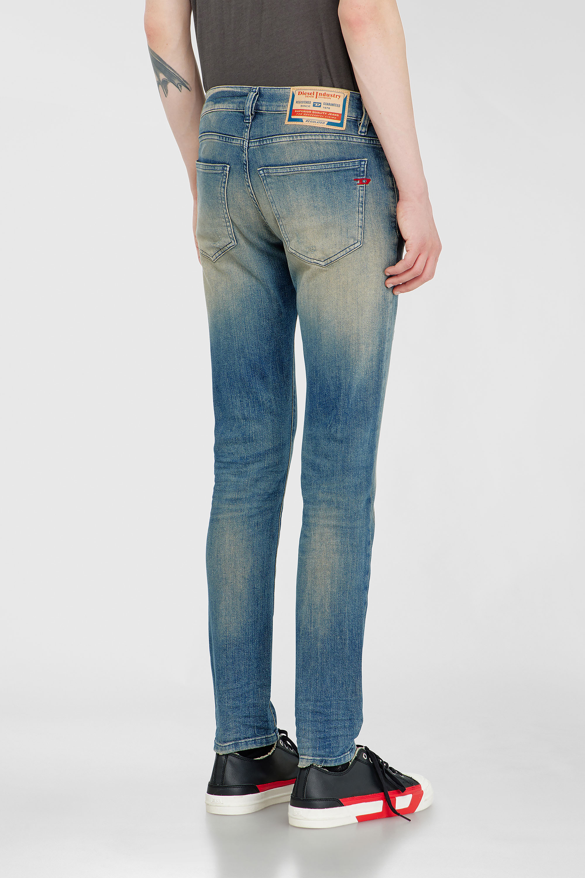 Diesel - Man's Slim Jeans 2019 D-Strukt 0KBBW, Medium blue - 5