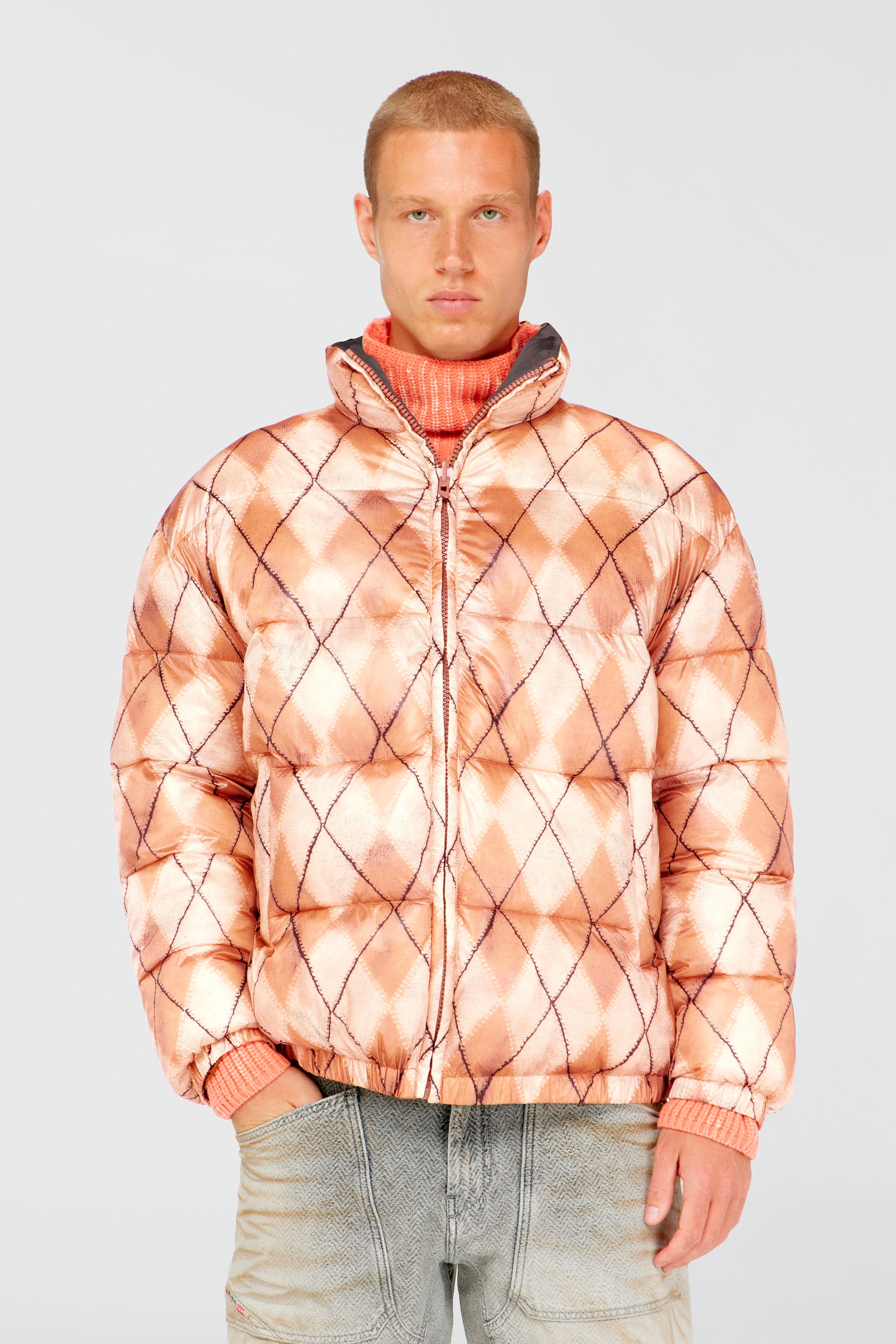 Diesel - W-BOURB-DLCK, Man's Reversible puffer jacket with argyle print in Beige/Grey - 1