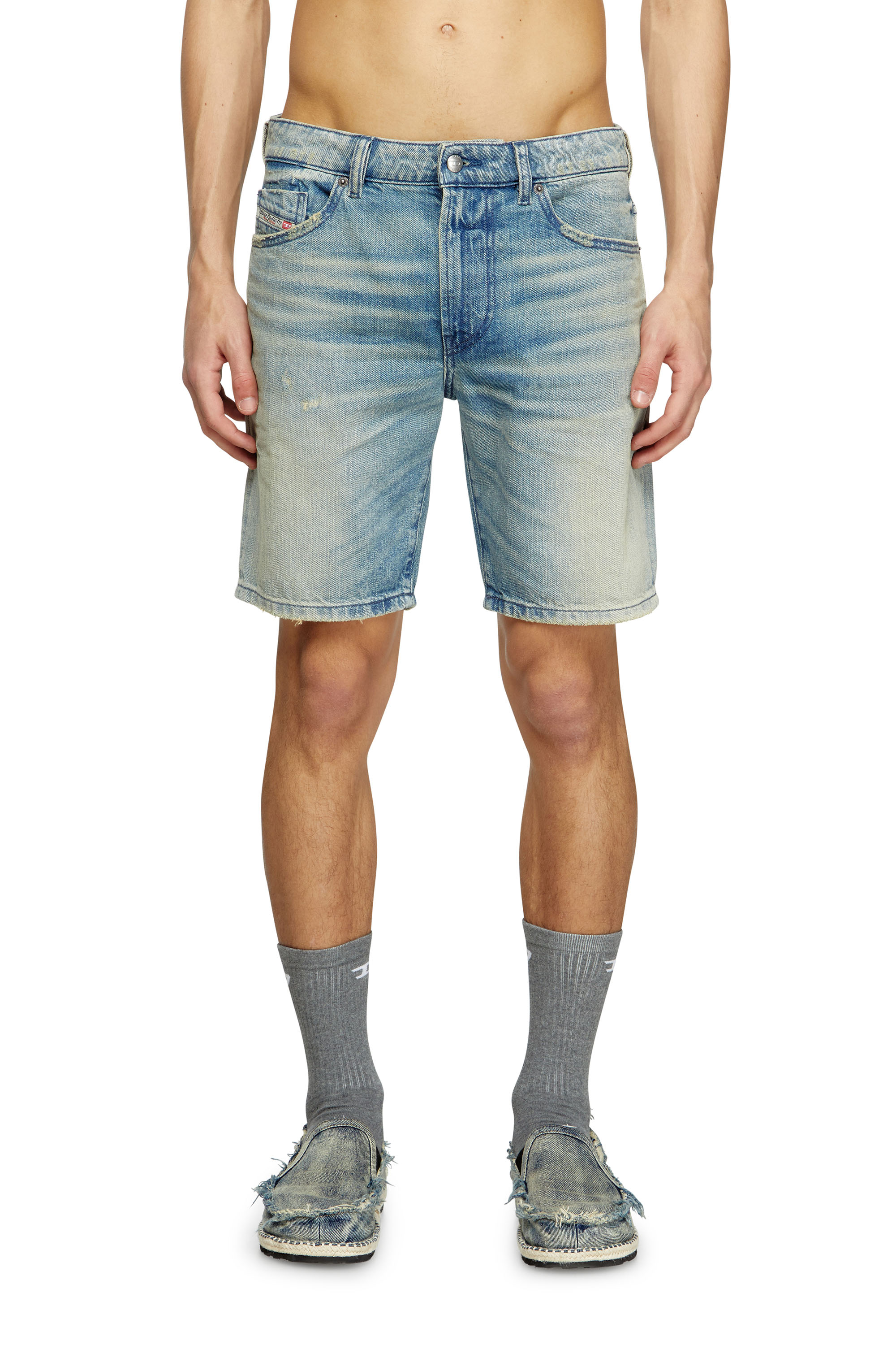 Diesel - D-FIN, Man's Slim shorts in worn-effect denim in Light Blue - 3
