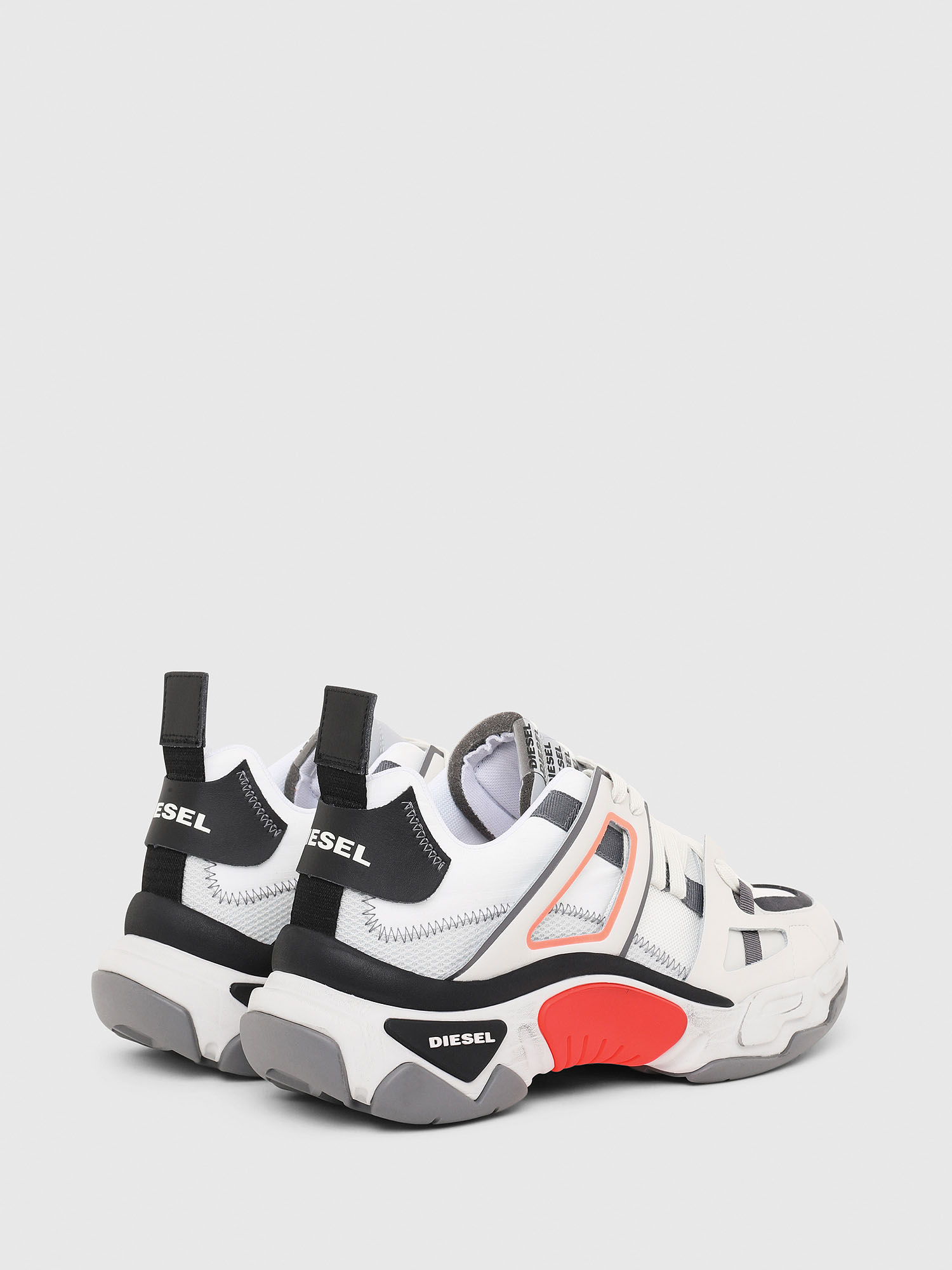 s kipper low trek