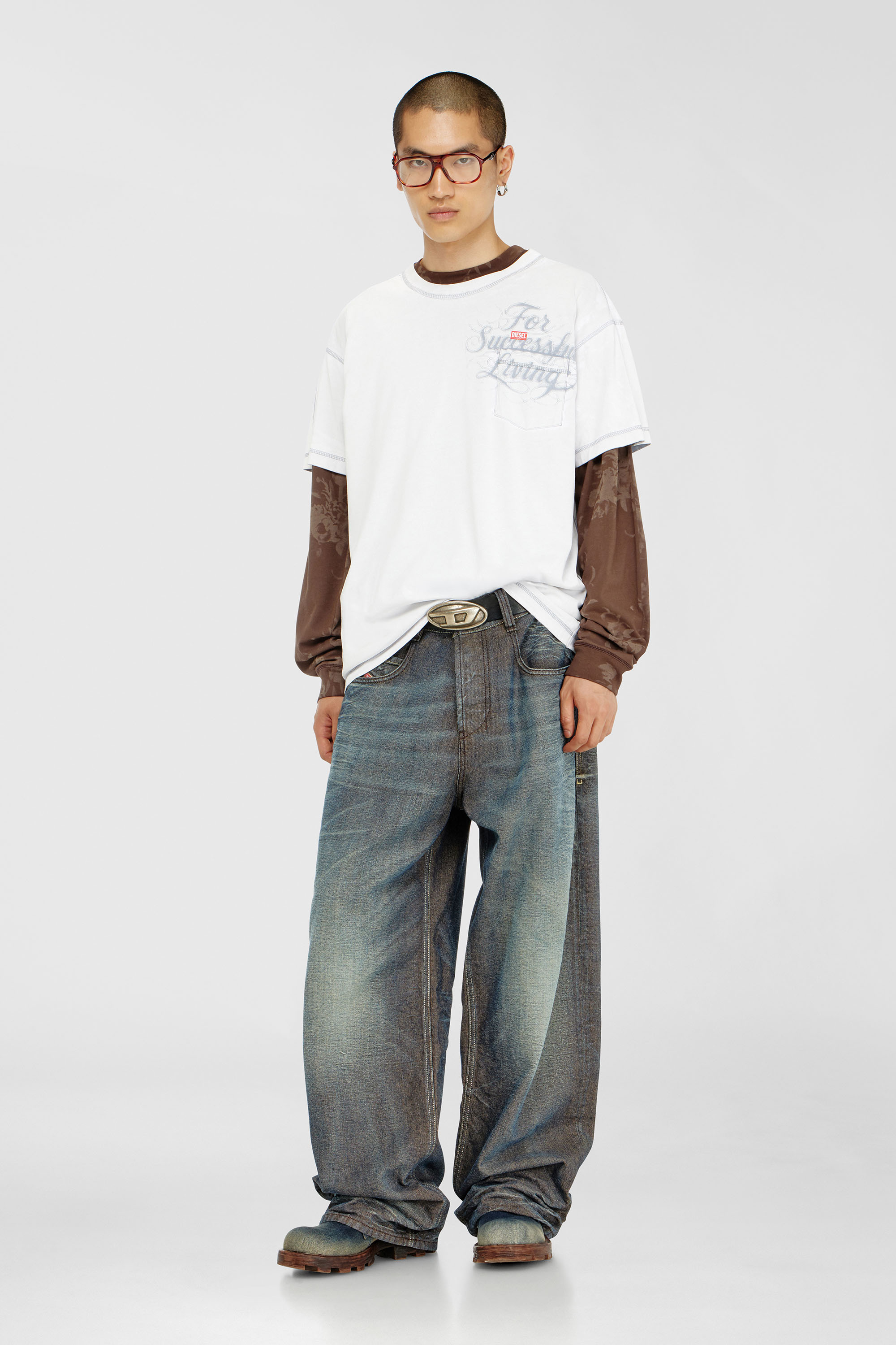 Diesel - T-NORM-POCKET-AA1, Man's T-shirt with chest pocket and graphic print in White - 1