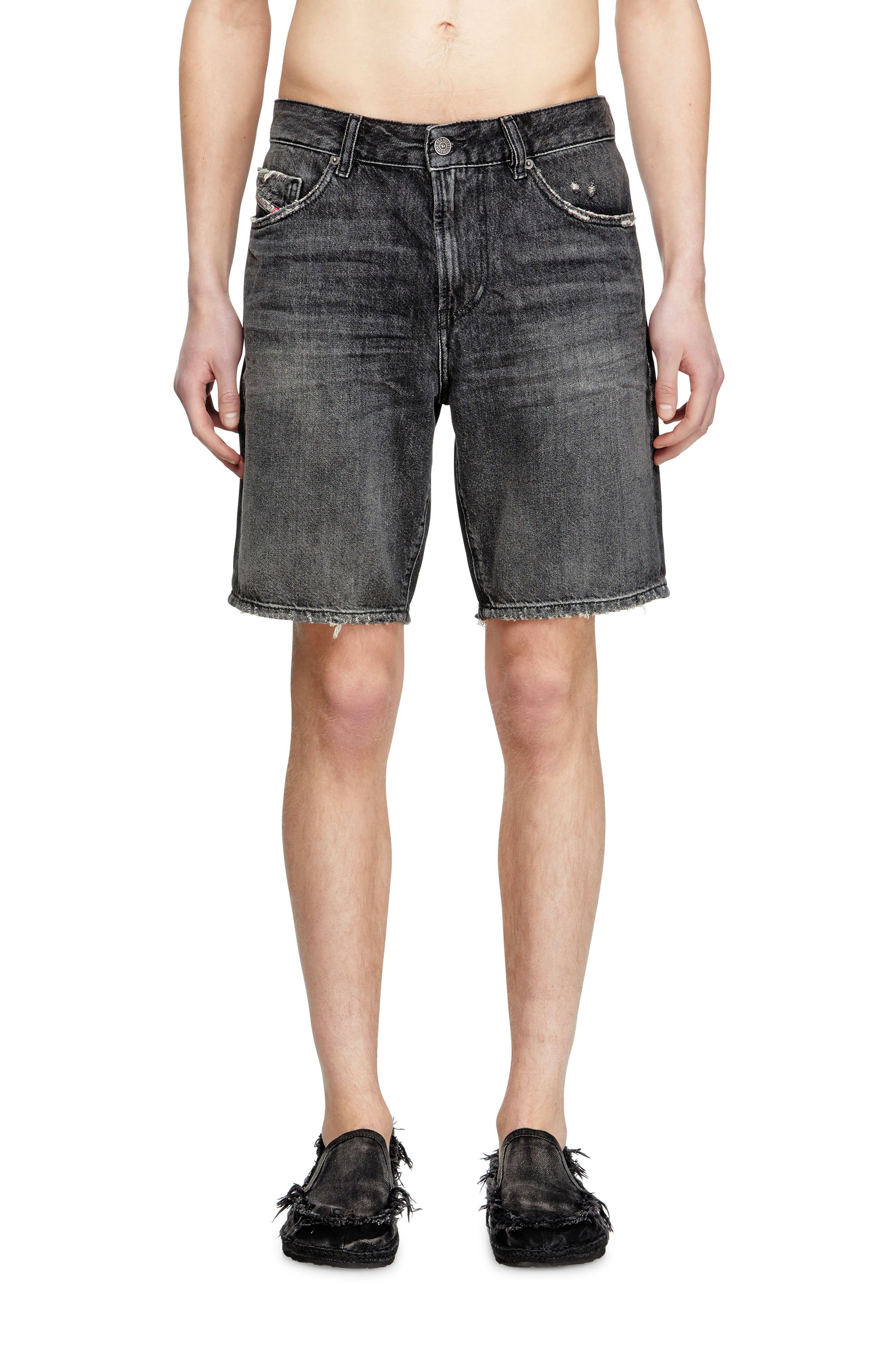 Diesel - D-FIN, Man's Slim denim shorts in Black - 1