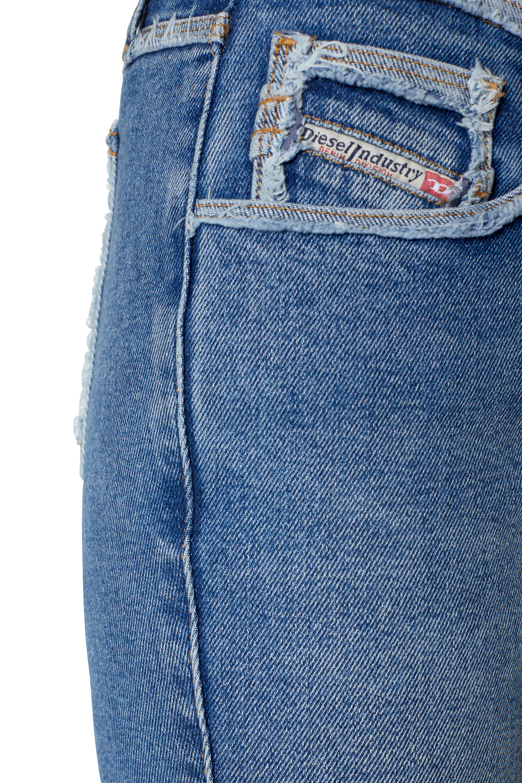 Women's Jeans and Apparel: Discover our 