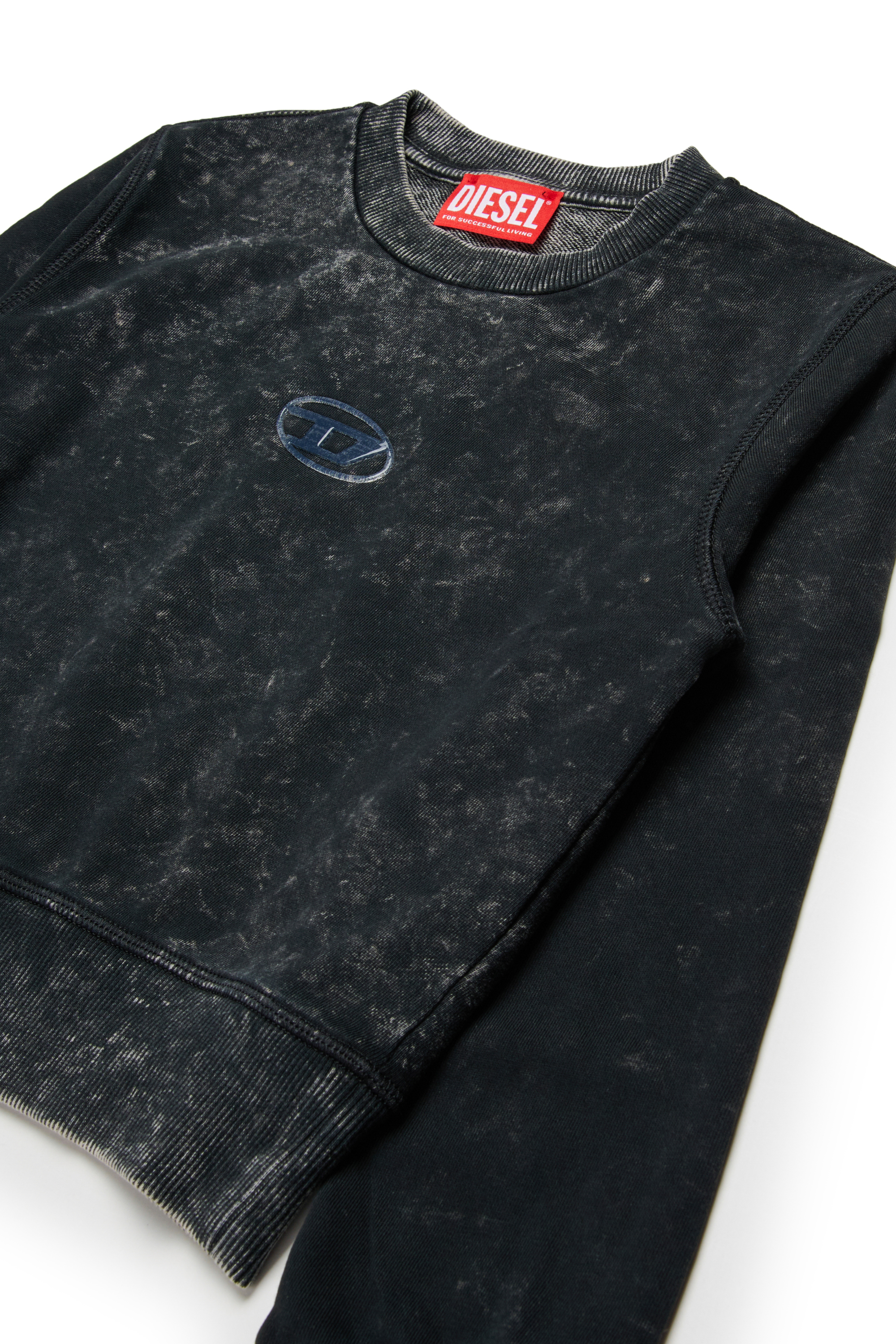 SLACCY, Black