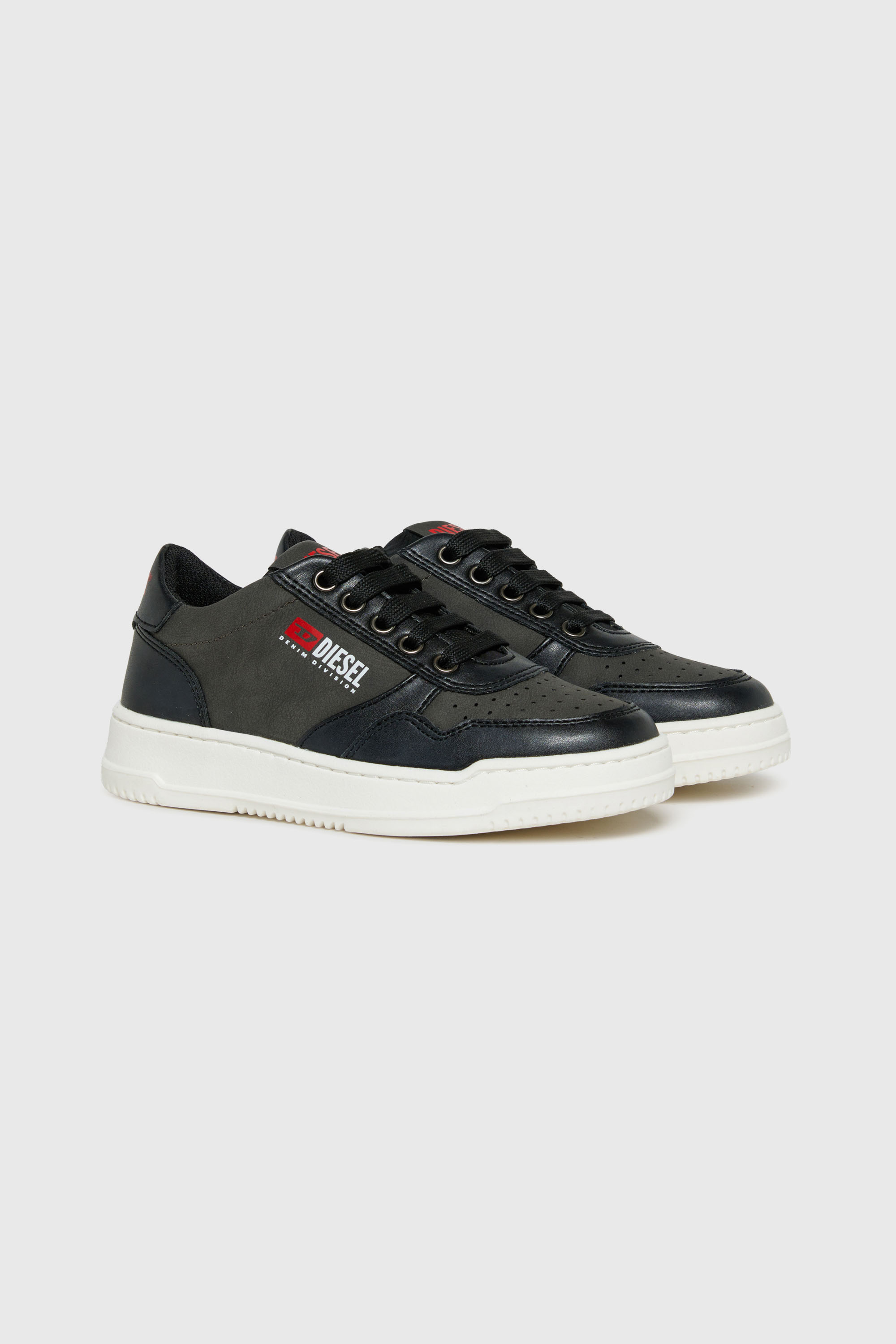 Diesel - S-CASCOUNT, Unisex's S-Cascount - Perforated sneakers with logo in Black - 2
