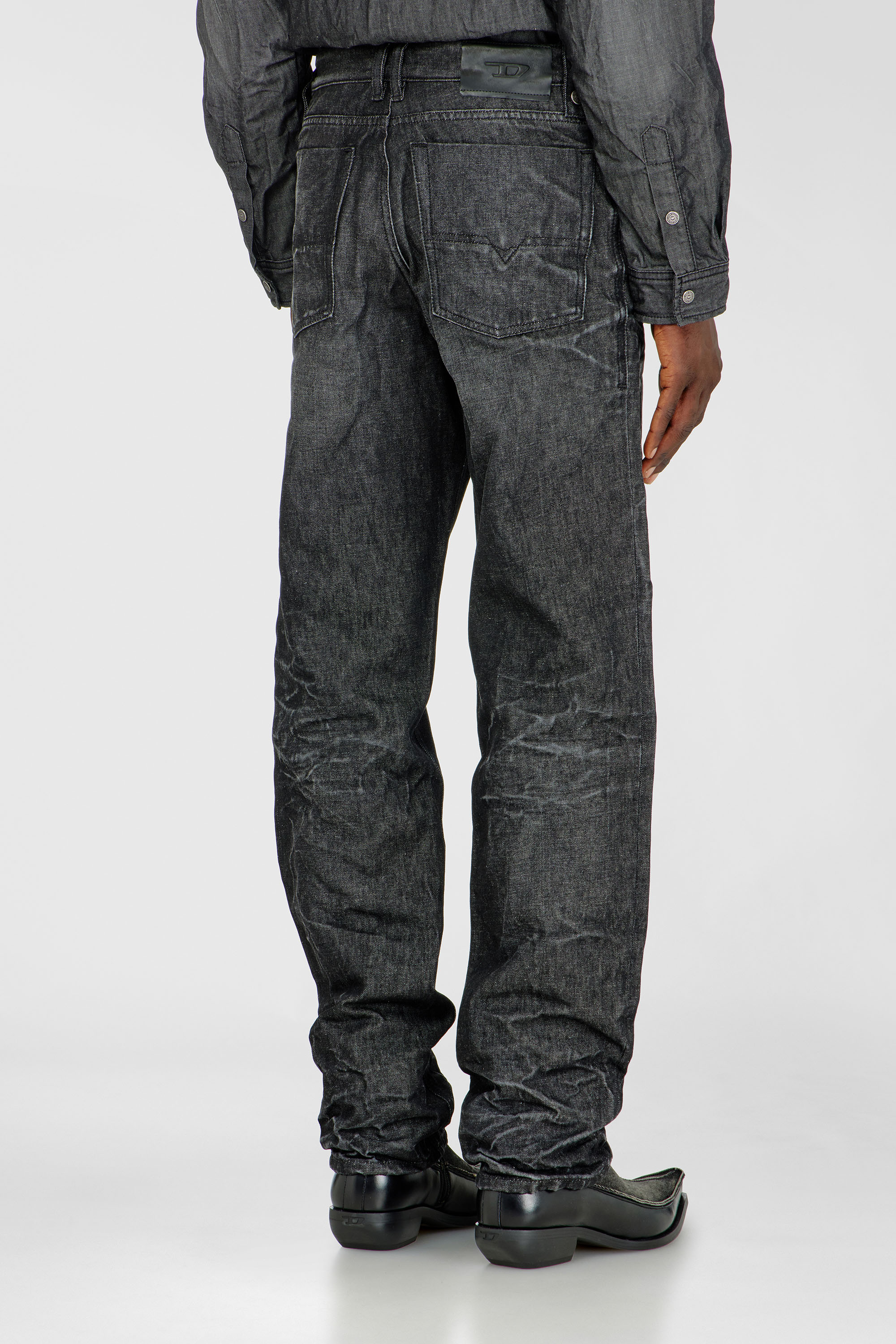 Diesel - Man's Regular Jeans 1991 D-Voeed 09R39, Black/Dark grey - 5