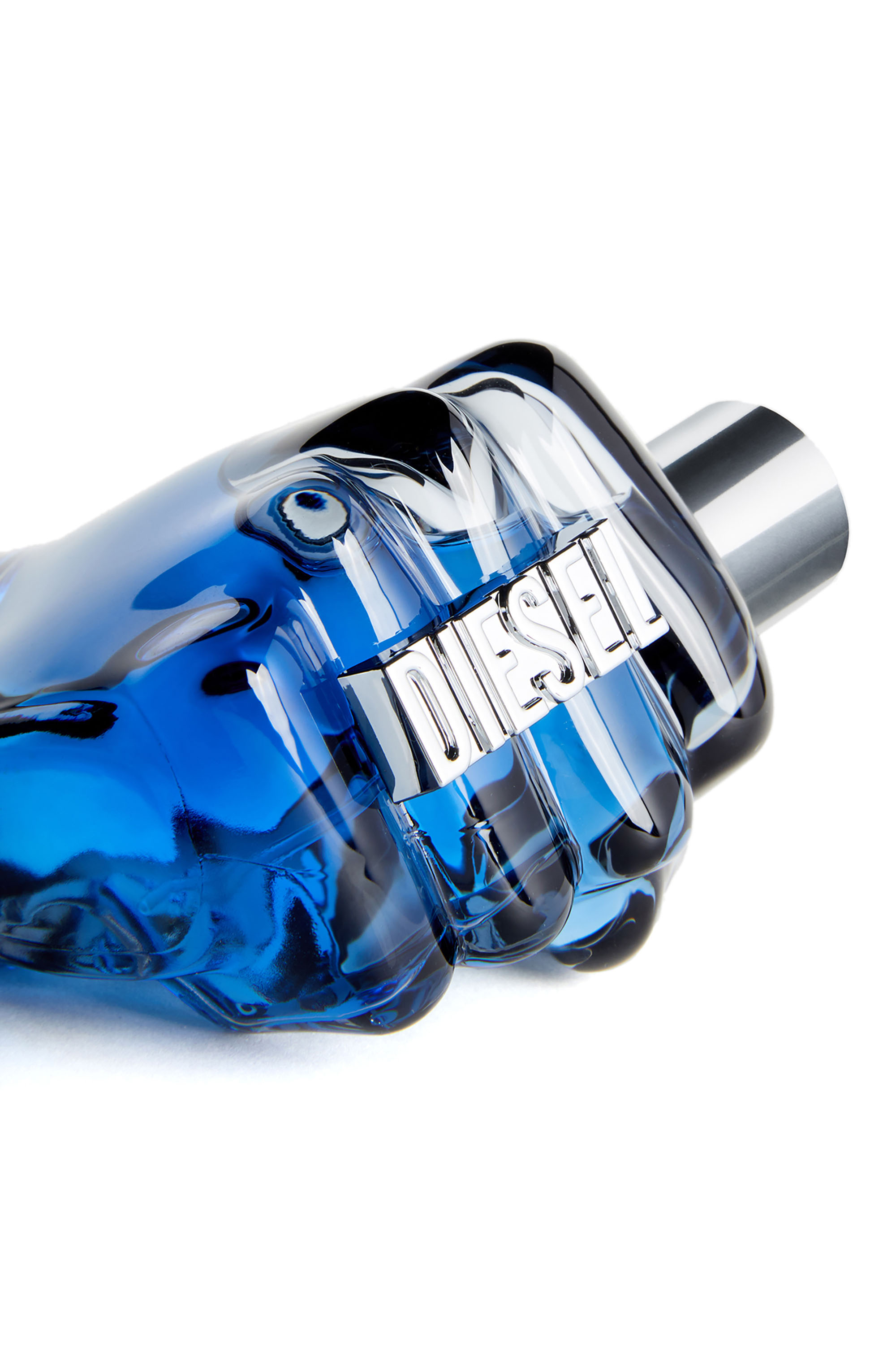 aftershave similar to diesel only the brave