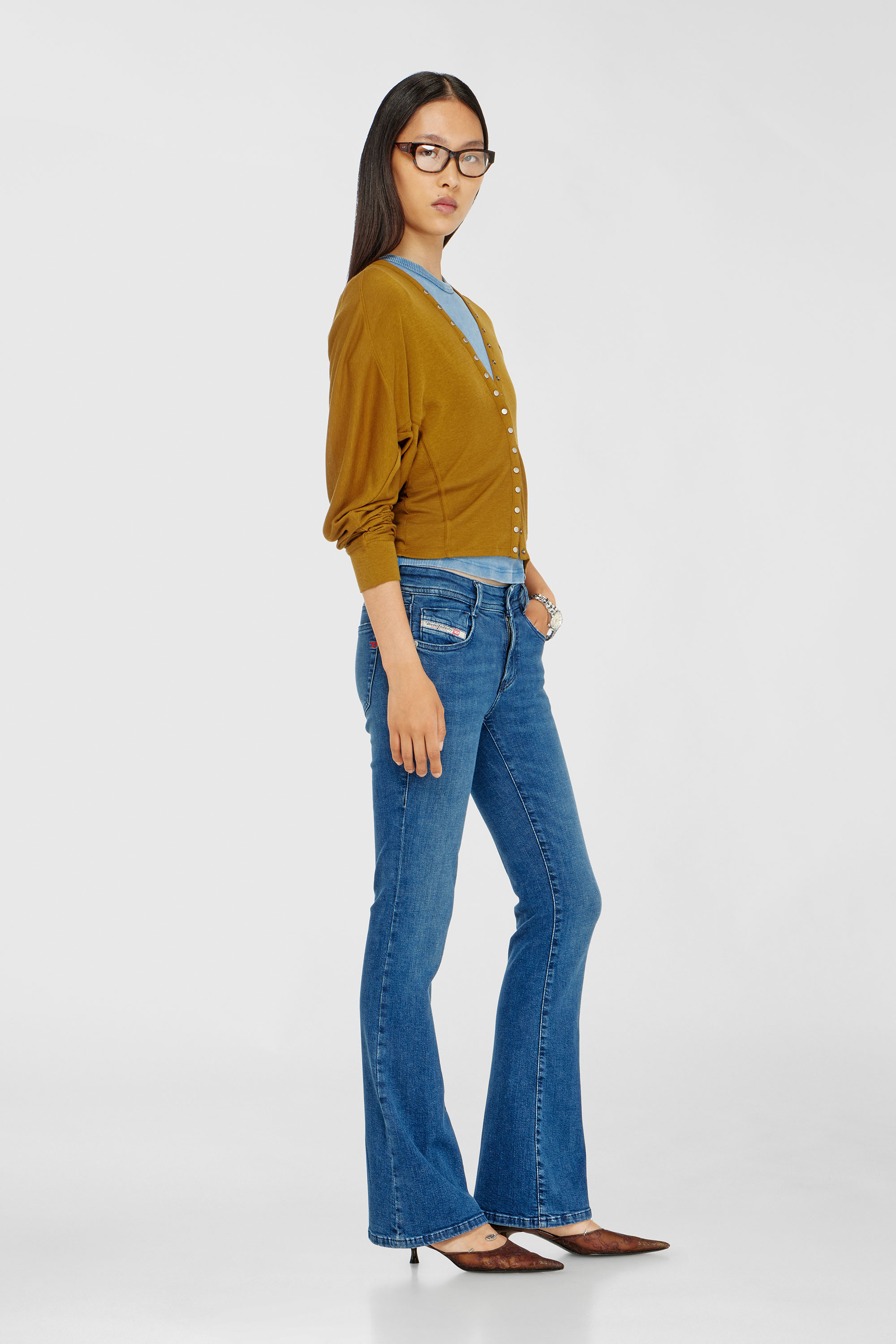 Diesel - Woman's Bootcut Jeans 1969 D-Ebbey 0ADBB, Medium blue - 2