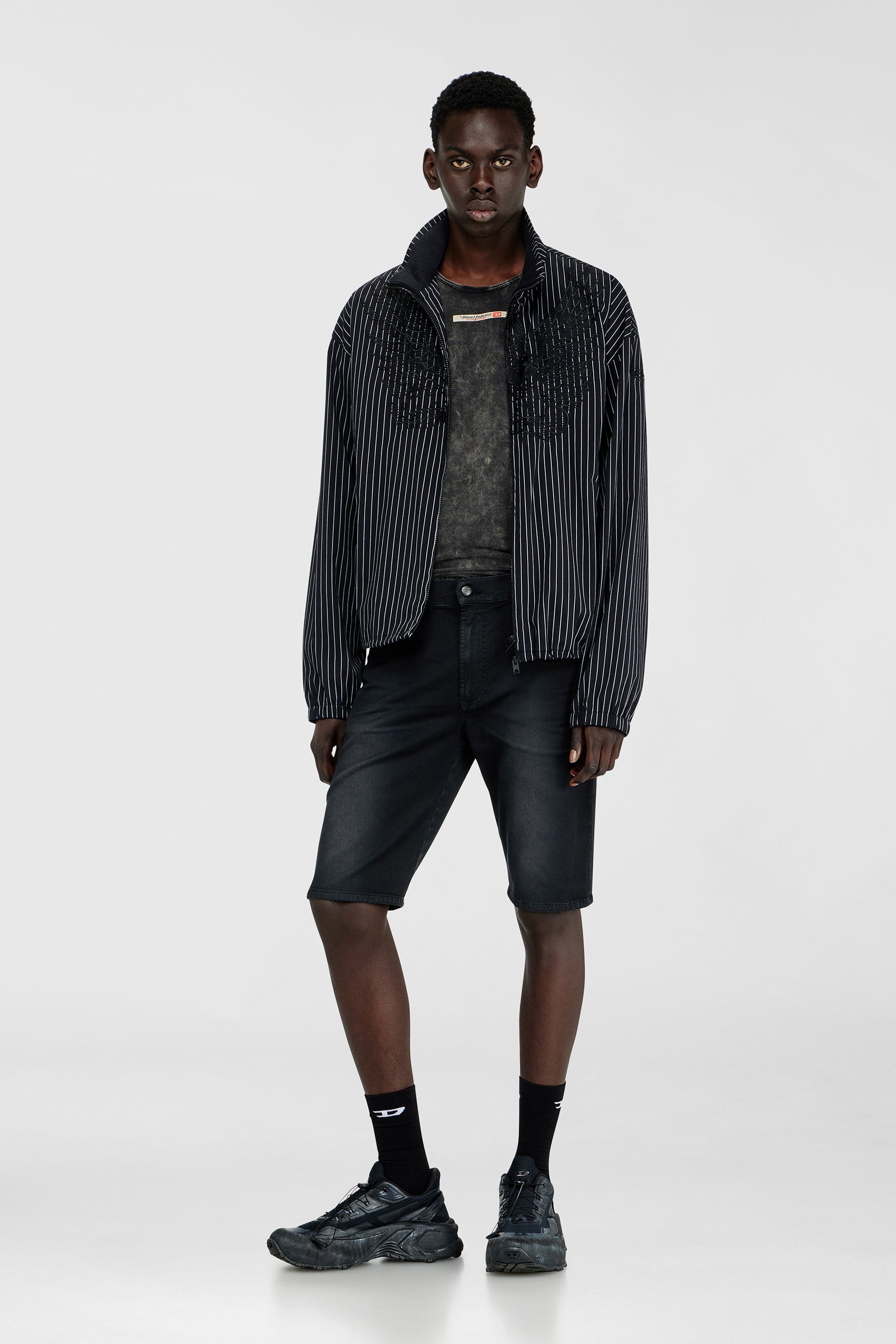 Diesel - 2033 D-KROOLEY-SHORT-BW JOGG, Man's Slim shorts in coloured denim in Black - 1